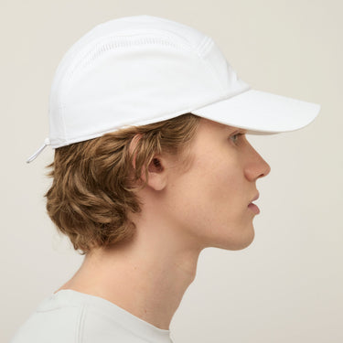 #colour_white